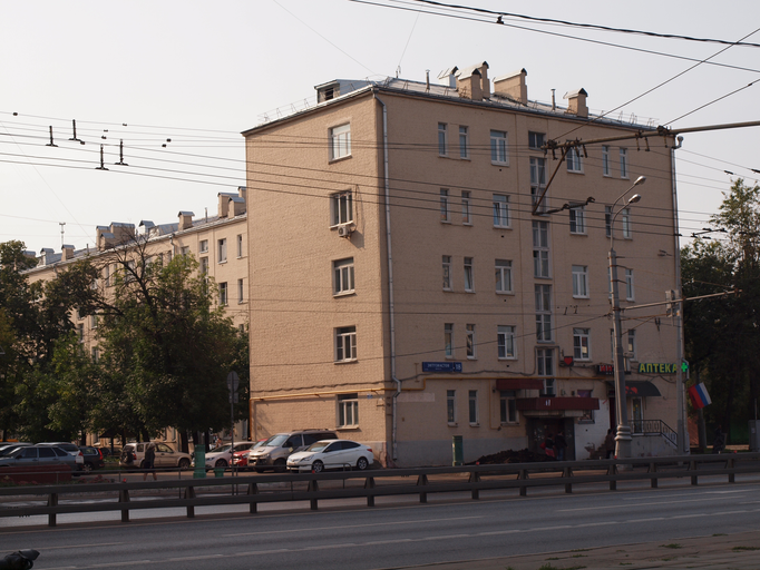 шоссе Энтузиастов 18)